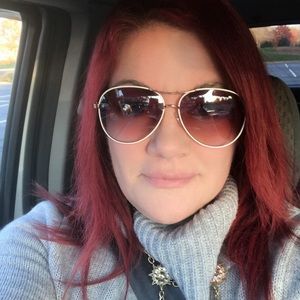 Meet your Posher, Roberta